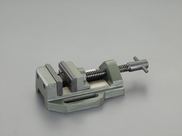 【メーカー在庫あり】 80mm マシンバイス 000012288777 HD店｜ヒロチー商事 ハーレー 店 10,890円