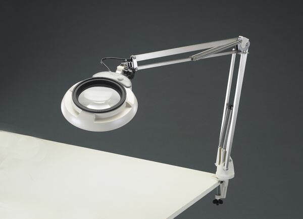 【メーカー在庫あり】 x3.0/130mm 拡大鏡(LED照明付) EA756TB-2B HD店