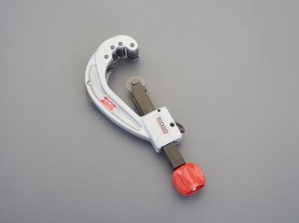 【メーカー在庫あり】 エスコ ESCO 1/4インチ - 2インチ プラスチックパイプカッター EA338R-2 HD店