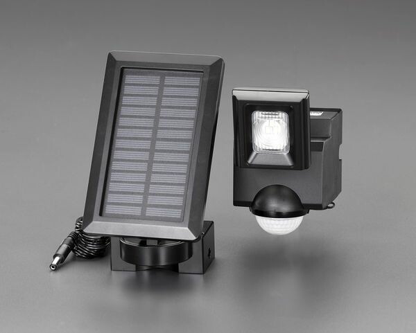 【メーカー在庫あり】 1灯 LEDセンサーライト(ソーラー充電式) 000012295818 JP店