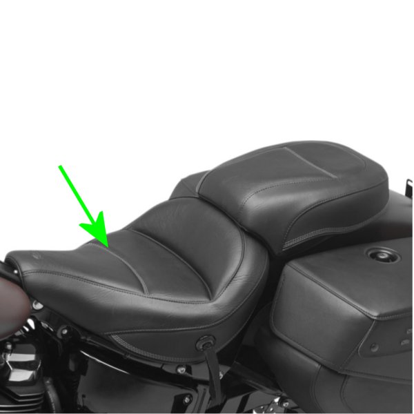 【USA在庫あり】 マスタング Mustang シート ソロ MXTouring FLDE 無地 0802-1061 JP店 53,092円