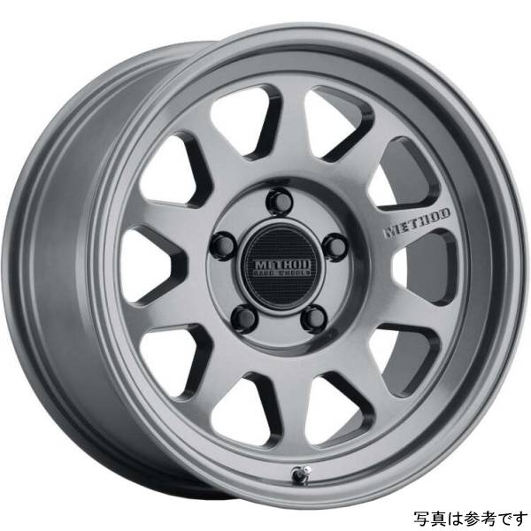 【USA在庫あり】 Method ホイール MR316 17x8 +25mm オフセット 6x5.5 106.25mmセンターボア グロスチタニウム mrwMR31678060825 JP店