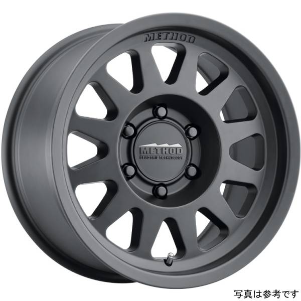 【USA在庫あり】 Method ホイール MR704 HD 17x9 +18mmオフセット 8x180 130.81mmセンターボア マットブラック mrwMR70479088518H JP店