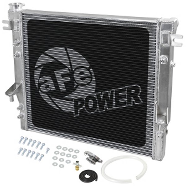 【USA在庫あり】 aFe BladeRunner Streetシリーズ Tube & Fin Aluminum Radiator 07-18 Jeep ラングラー (JK) V6-3.6L/3.8L afe46-52001 JP店