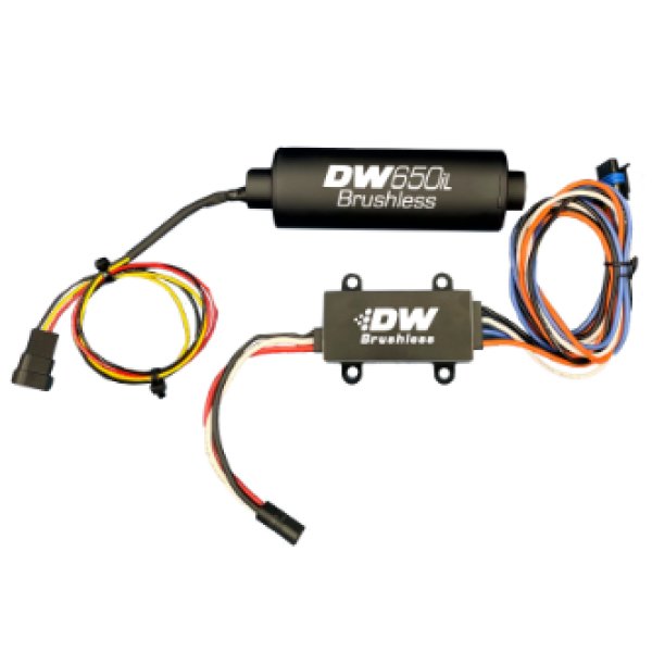 【USA在庫あり】 DeatschWerks DW650iL Series 650LPH In-Line External フューエルポンプ w/ PWM Controller dwk9-650-C103 JP店