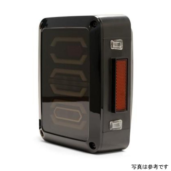 【USA在庫あり】 DV8 Offroad 07年-18年 ジープ ラングラー JK Octagon LED Tail ライト dveTLJK-02 JP店