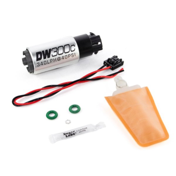 【USA在庫あり】 DeatschWerks 340lph DW300C Compact フューエルポンプ w/ 04+ Lotus Elise/Exige セット Up キット (w/ Mounting Clips) dwk9-309-1006 JP店
