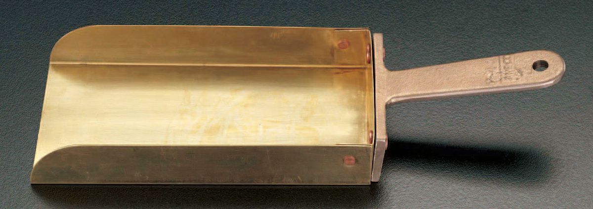 【メーカー在庫あり】 エスコ ESCO 100x330mm ダストパン(ノンスパーキング) 000012017532 JP店
