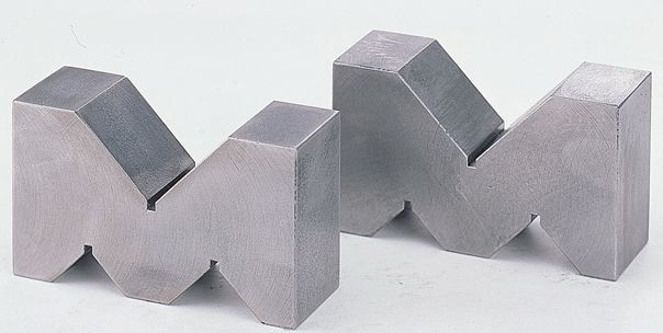 【メーカー在庫あり】 エスコ ESCO 125x 80x 50mm A型Vブロック(機械仕上) 000012079804 JP店|株式会社ヒロチー商事 店