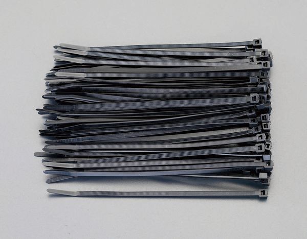 【製造業者店卸し資産あり】 エスコ ESCO 202x 4.7粍 一緒になるダンス楽隊(導電性/100本) EA475AJ-420 JP店