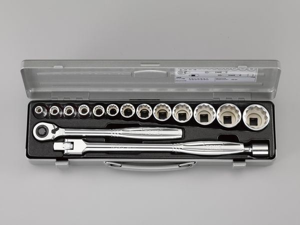 【メーカー在庫あり】 EA618K-7A エスコ ESCO 1/2"sq ソケットレンチセット|株式会社ヒロチー商事 店