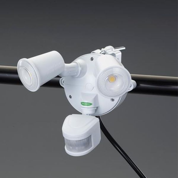【メーカー在庫あり】 エスコ ESCO AC100V／ 20W LEDセンサーライト（5m） EA864CA-212 JP店