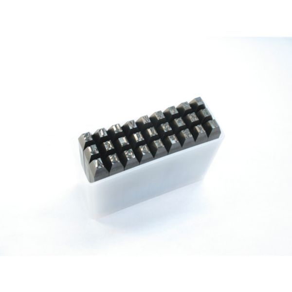 【メーカー在庫あり】 SKA40 トラスコ中山(株) TRUSCO 英字刻印セット 4mm SKA-40 JP店｜株式会社ヒロチー商事 店
