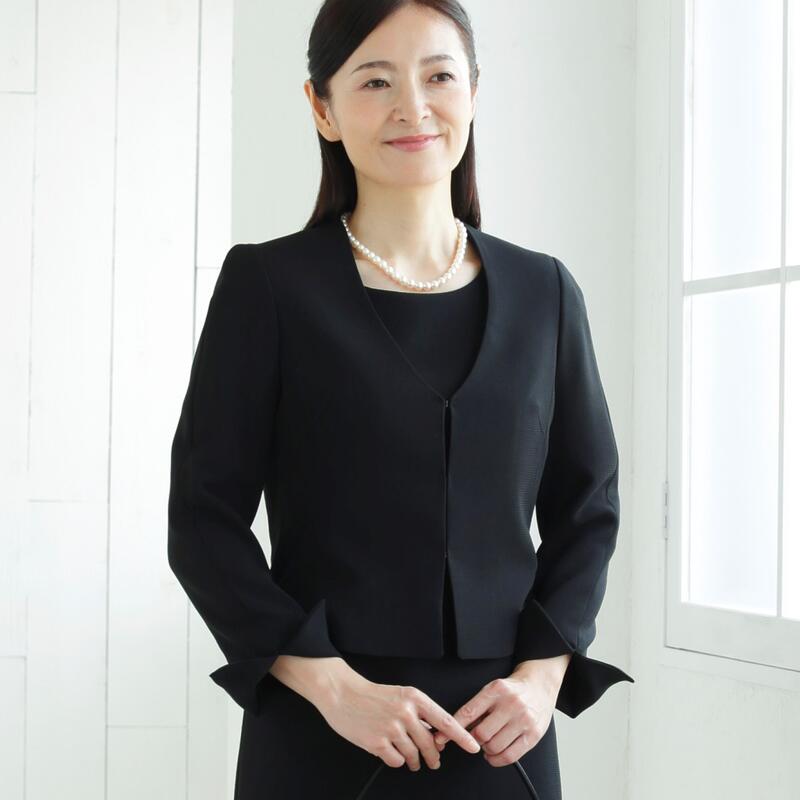 昔の服が似合わない50代亭主もちへ｜今の自分自身を好いたらしいに見せる服とは