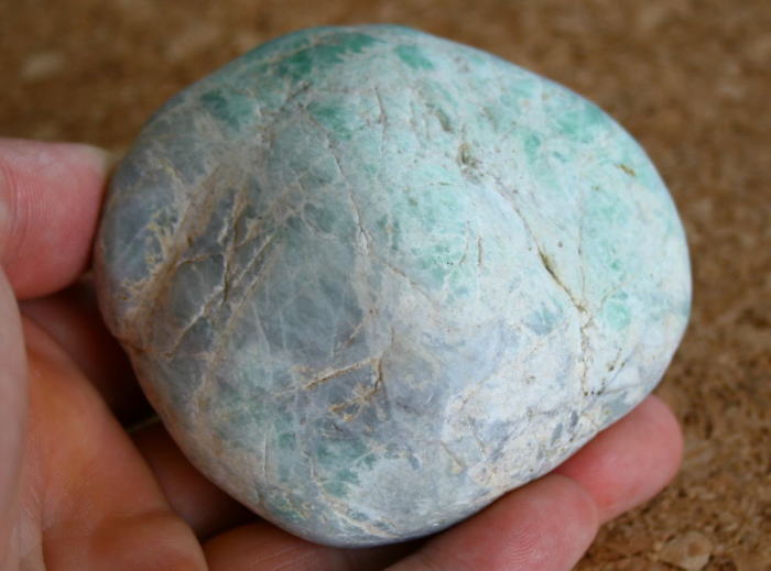 ヒスイ　原石　糸魚川　N87-1 itoigawahisui-505is01-1-