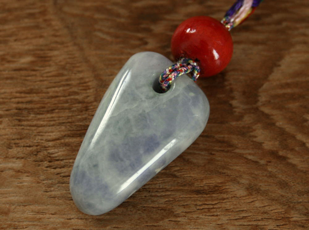 楽天市場】糸魚川翡翠ストラップ S01065 陽春 作 糸魚川 ひすい