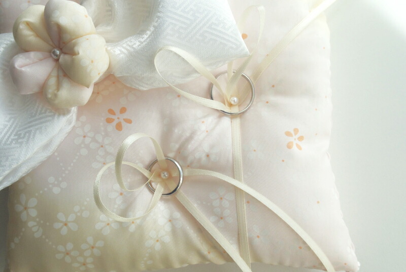 楽天市場 和風のリングピロー 花舞 完成品 直径約17cm 結婚式 白無垢 和装 着物 Hitomiの幸せデリバリー