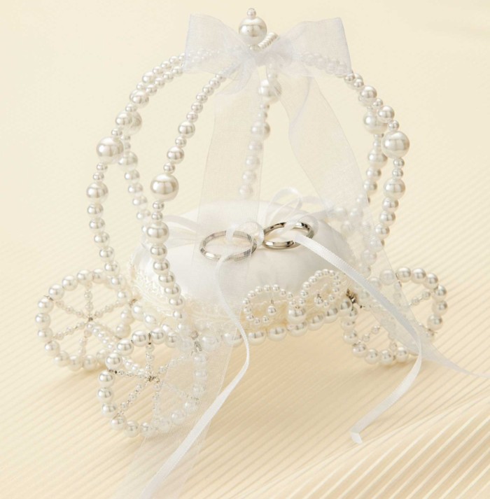 Hitomishop Make Beads With Pumpkin Carriage Ring Pillow White