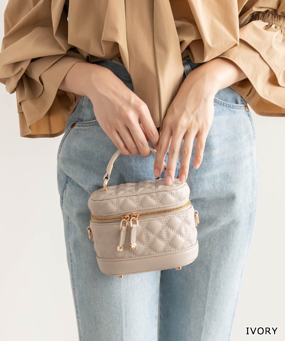 新品タグ付き♡ミストレアス♡キルティングバニティミニバッグ♡デニム 50%OFF】RANDA/ランダ/キルティング2WAYミニバニティバッグ