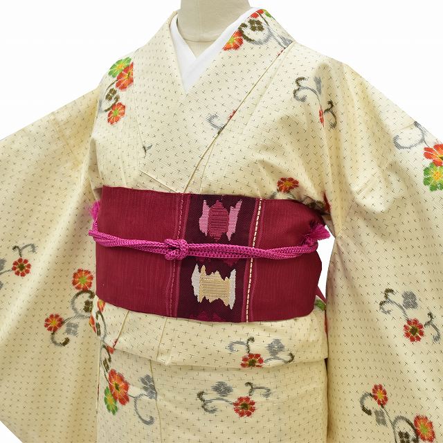 紬 名古屋帯 セット リサイクル着物 正絹 袷 帯締め付き コーディネート 身丈 164cm 裄 64cm L 白系 花唐草文様 良品 Rr0509b 種類豊富な品揃え