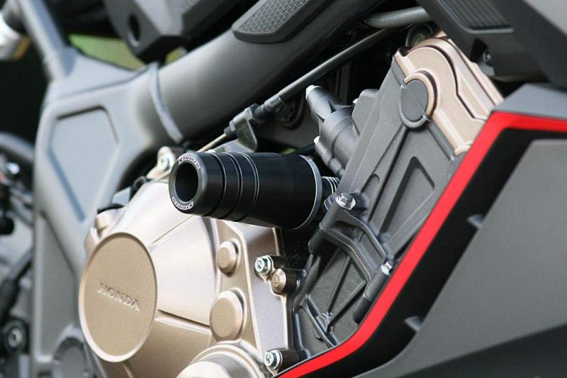 ストライカー(STRIKER) フレームスライダー CBR650R CB650R (19-) ガードスライダー|HITOTSUNAGI