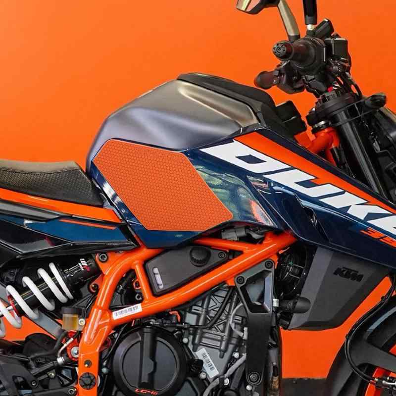 バイク用 トラクションパッド&タンクパッド 対応車種 KTM DUKE390 DUKE250 DUKE125(2024~) 専用