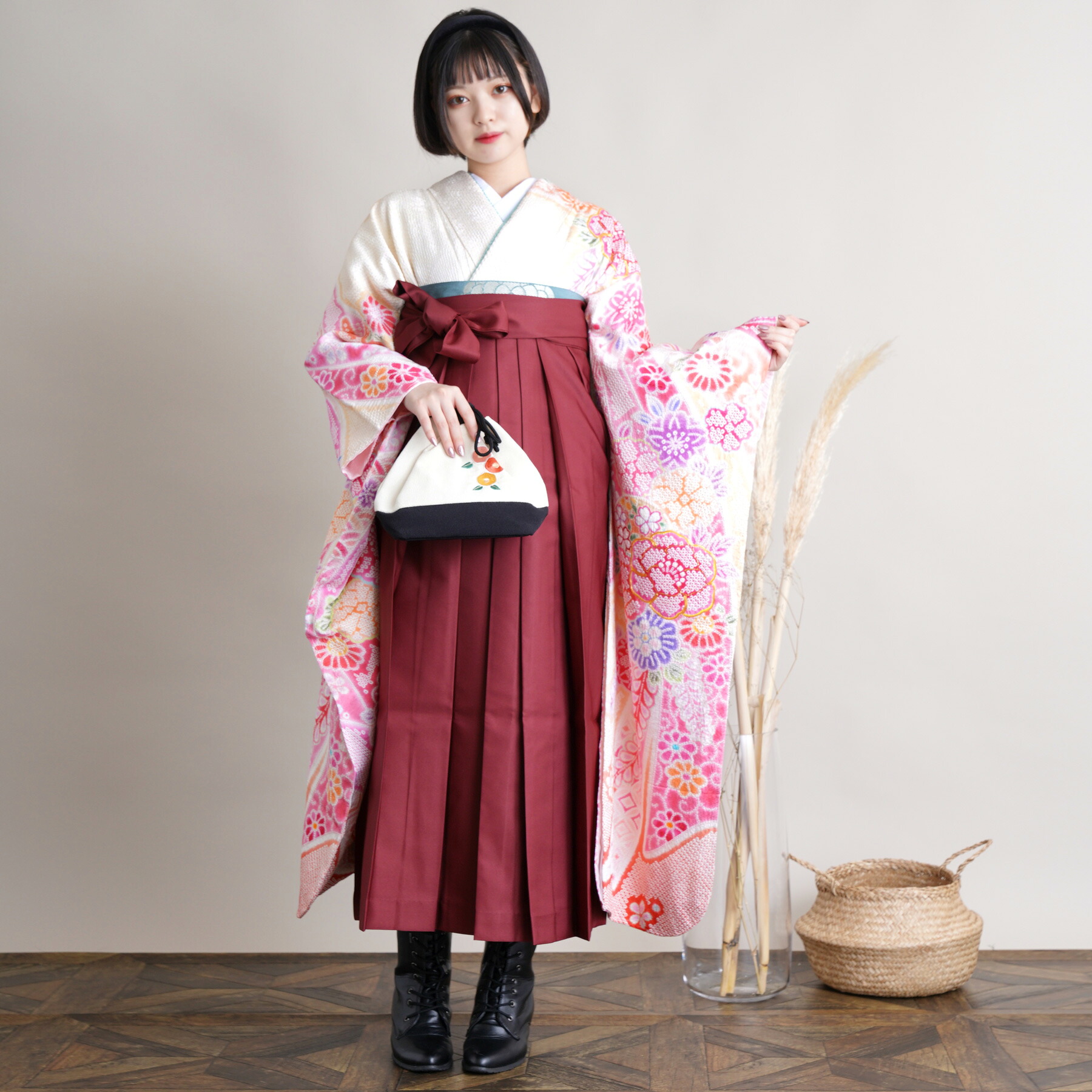 【レンタル】 卒業式 袴 正絹 振袖 18点セット 袴91cm（身長153-165cm） 袴セット 卒業式 大学生 振袖 花柄 女性 ピンク 系 桃色 桜色 赤 白 黄色 牡丹 桜 菊 お洒落 差がつく 華やか かわいい 個性的 大学生 小学生 卒業式 謝恩会 往復送料無料