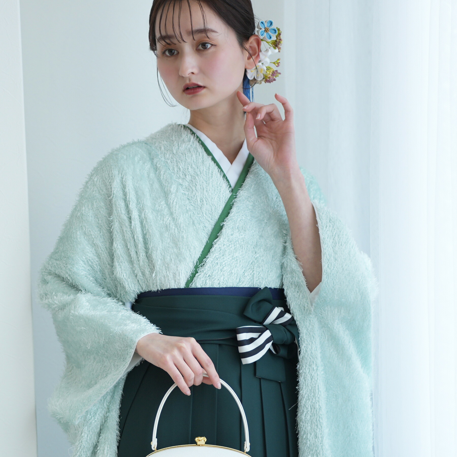【レンタル】 卒業式 袴 レンタル セット 着物 袴セット レトロ 二尺袖 着物 袴 レトロ 大正浪漫 モダン おしゃれ 奇抜 個性派 もふもふ【袴17点セット ミントグリーンのジャガード】往復送料無料
