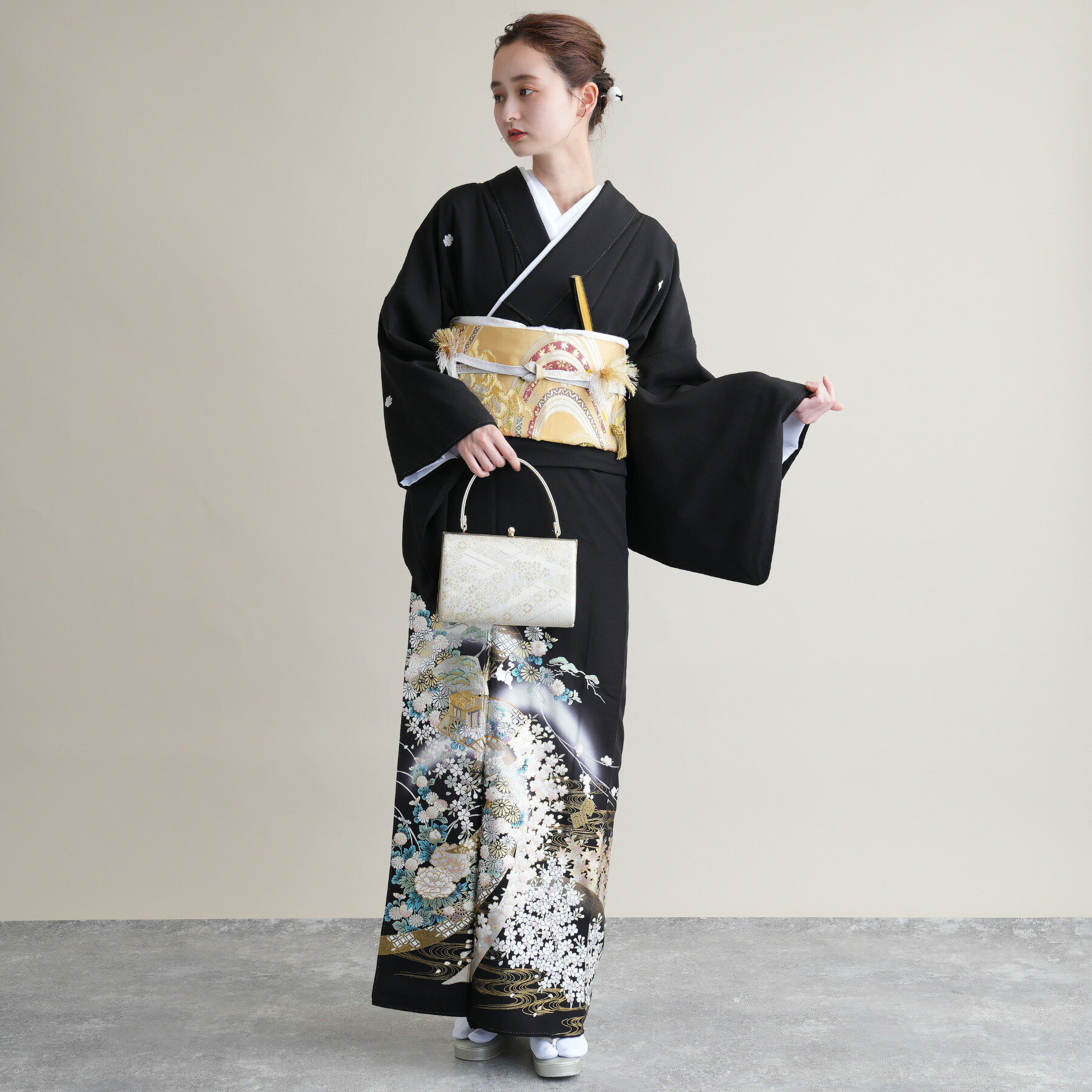 BY5860未使用品 黒留袖　着物　正絹　結婚式　桔梗紋 牡丹　菊　梅 楽天市場】【正絹黒留袖 未仕立て 仮絵羽 吉祥菊柄】礼装 黒