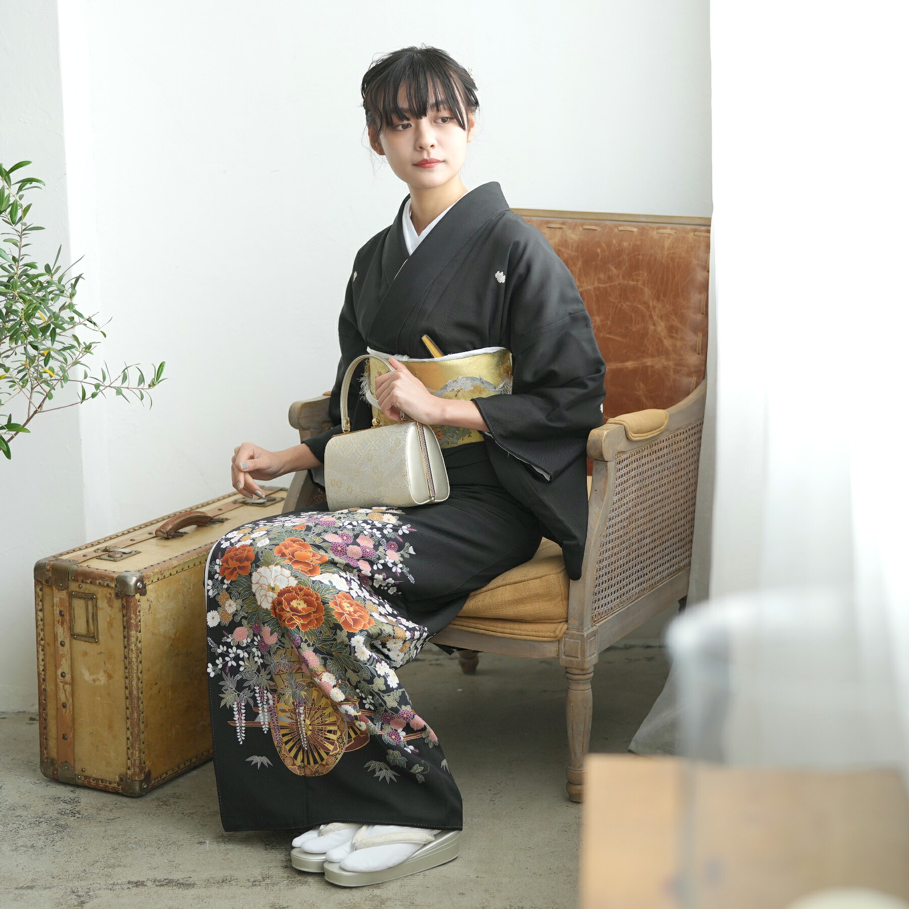 【レンタル】黒留袖 レンタル フルセット 高級 正絹 結婚式着物 留袖 黒留袖 おすすめ お宮参り 母親 留袖レンタル レンタル着物 セット レンタル留袖 黒留め袖 貸衣装 レンタル衣装 着物セット 菊 梅 牡丹 御所車 古典