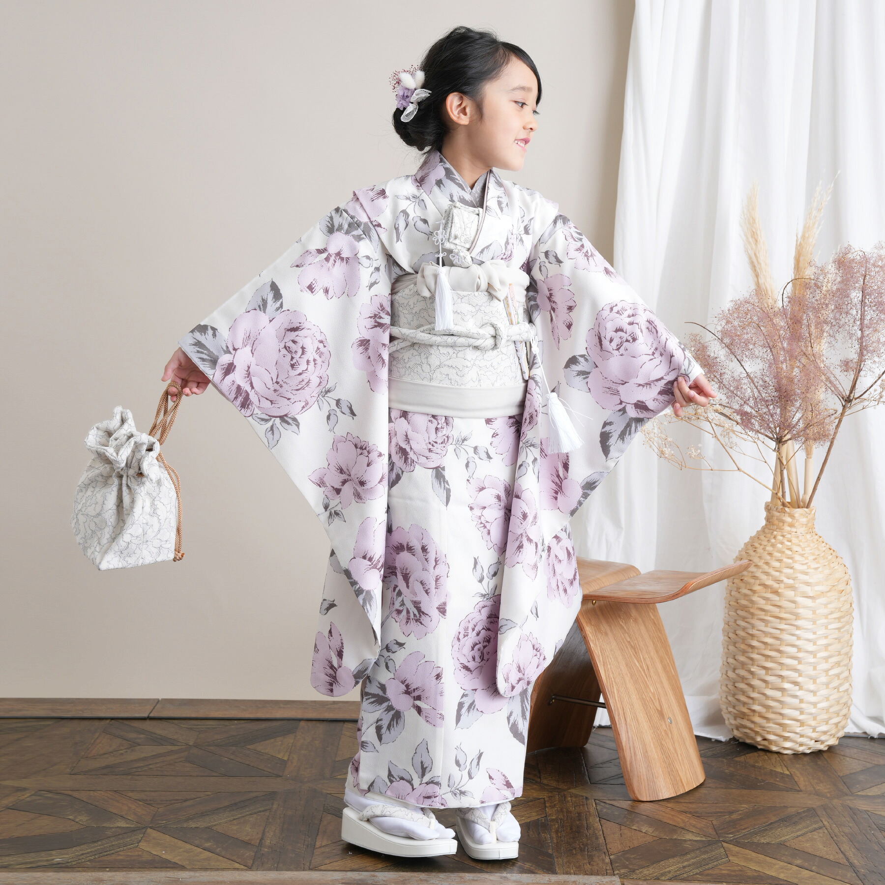 【レンタル】 七五三 7歳 着物 セット 七五三セット ひよこ商店 120cm-135cm前後 七五三 7歳 着物 フルセット 花 四つ身 アイボリー系 子供 kids ピンク グレー ボタニカル 着物 作り帯 志古貴 ハコセコ 草履 バッグ 七歳 七才 7歳 おしゃれ 祝着 ブランド着物