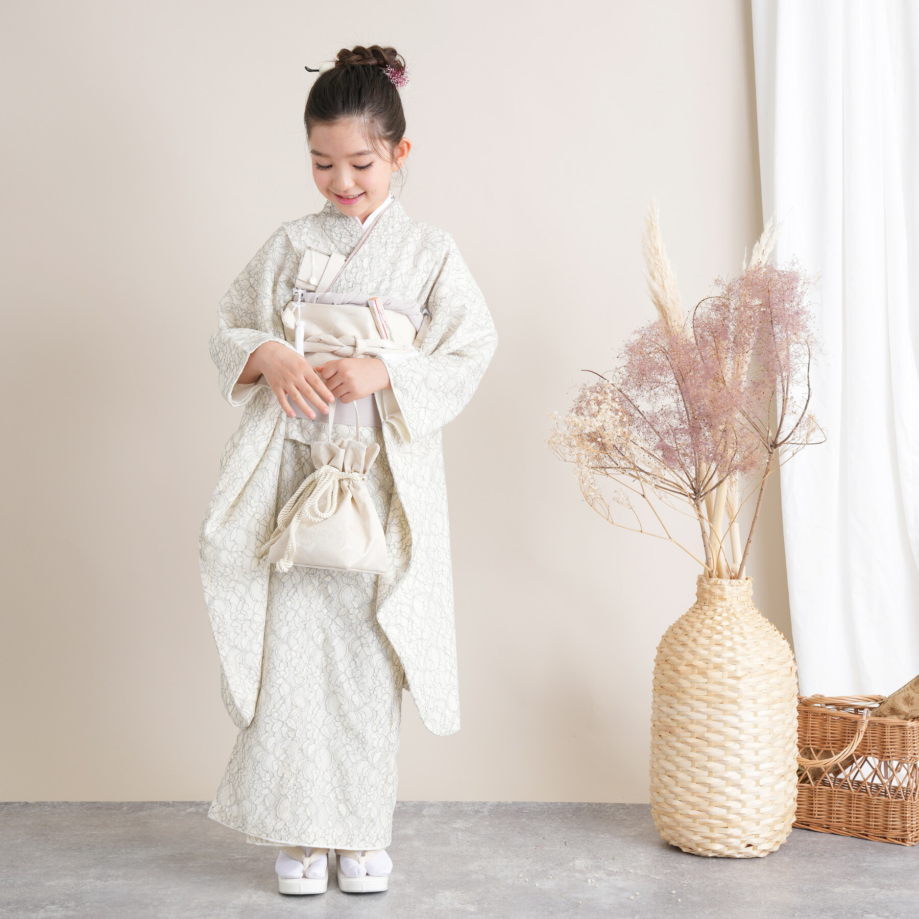 【美品】　utatane 七五三 着物 3歳 女の子 日本製レース　フルセット レンタル】七五三 3歳 着物 utatane 女の子 日本製レース 被布