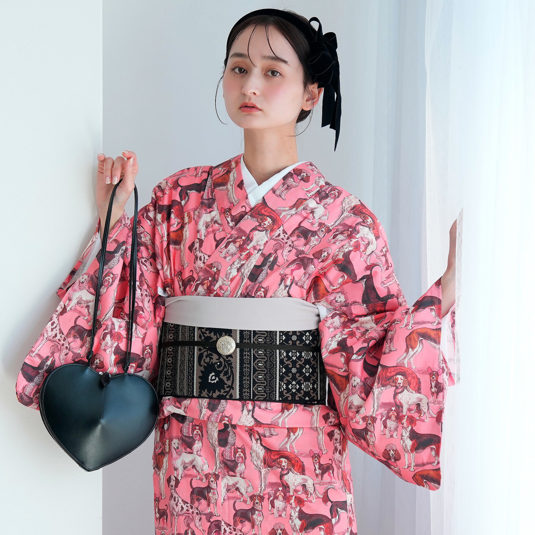 【30%OFF】【ニコアンティーク 単衣着物 ドッグ・エキスポ ロゼ 】着物 洗える着物 単衣 レトロ レディース 単品 ファブリック着物 ピンク 犬 チワワ アフガンハウンド ビーグル シーズー 街着 ひとえ カジュアル 女性 個性的 和服 日本製 国産|ひよこ商店