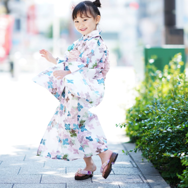 楽天市場 子供浴衣 3点セット 浴衣 帯 下駄 キッズ 浴衣 子供 女児浴衣 女の子 浴衣セット おうち時間 幼稚園 保育園 こどもゆかた 100 110 1 Kids 3才 10才 ひよこ商店 くすみカラー ナチュラル スモーキーパステル ひよこ商店