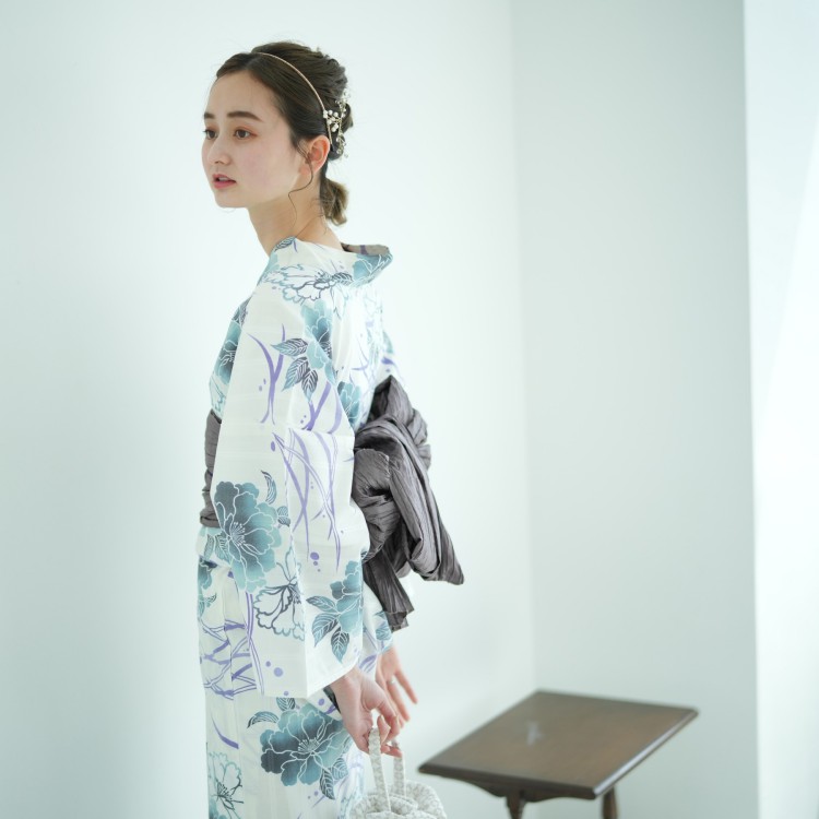 浴衣 グレイッシュブルーの露芝牡丹 レディース 50 Off 半額 レトロ 高級変わり織り浴衣3点セット 3点セット 浴衣 帯 下駄 白 グレー ひよこ商店 セット ひよこ商店レディースファッション 牡丹 浴衣 きなり 水色 灰色 紫 ラベンダー 牡丹 ぼたん ボタン 露芝 浴衣 グレイッシュブルーの露芝牡丹 レディース 50 Off 半額 レトロ 高級変わり織り浴衣3点セット 3点セット 浴衣 帯 下駄 白 グレー ひよこ商店 セット ひよこ商店レディースファッション 牡丹 浴衣 きなり 水色 灰色 紫 ラベンダー 牡丹 ぼたん ボタン 露芝