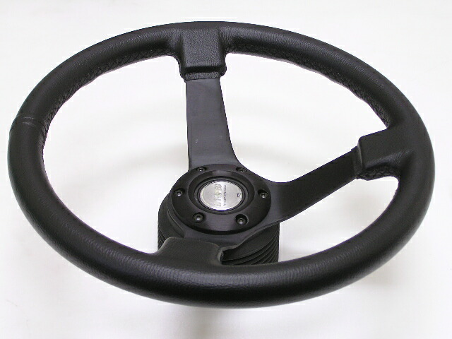 MOMO　ステアリング　フルスピード32.8φ 正規輸入品】MOMO/モモ ステアリング フルスピード 32.8パイ