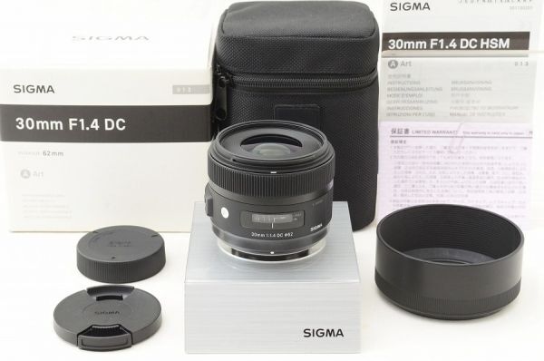【中古】 『極美品』 SIGMA 30mm F1.4 DC HSM Art Nikon用 / シグマ / SIGMA / レンズ / カメラ交換レンズ / マウント Nikon用 / ニコン用｜HKカメラ