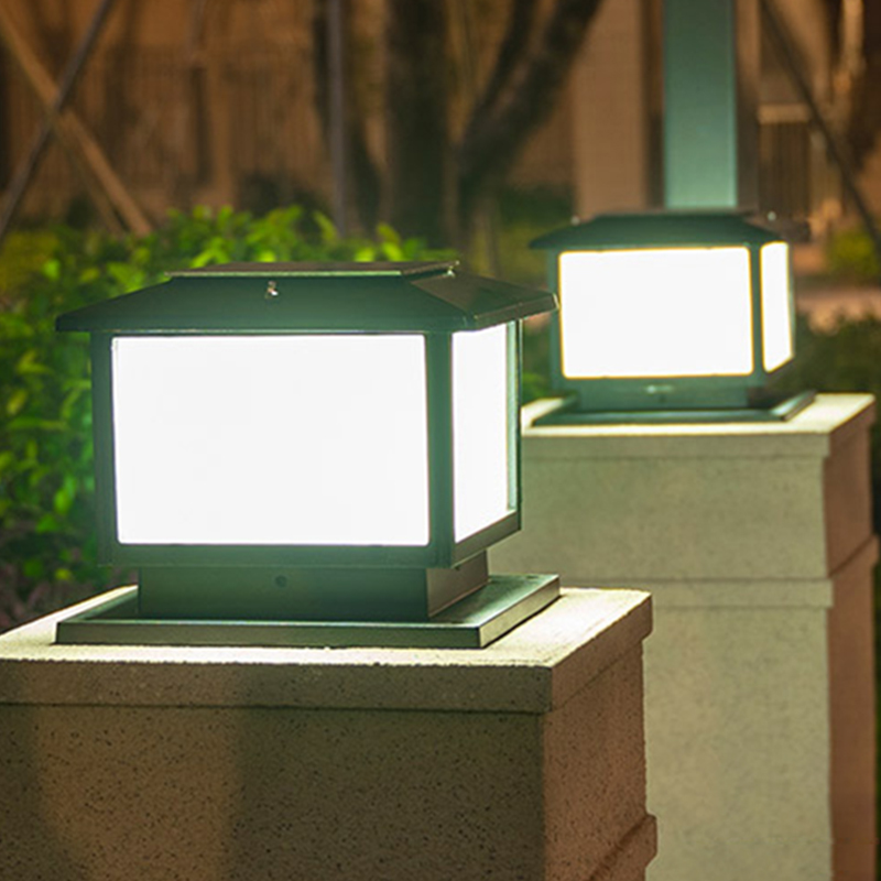 AAAZM 門ばしら灯 ソーラーともし火 LED 明暗感知器 自動小銃点灯/消灯 申し受ける式 野天ともし火 格好のいい 外灯 四辺形 防雨型 看板灯 エントランス状態ともし火 柱上後ばらい 門灯 庭園 部屋の入り口外 庭園ともし火 遠隔操作付 和風 運動場灯 エクステリアともし火 防犯 照度 架線不必要 灯し火ともし火 ライト・イルミネーション-エクステリア・ガーデンファニチャー