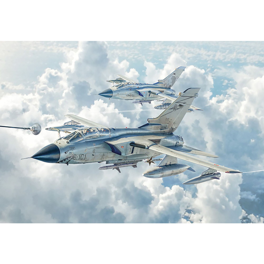 イタレリ 1/32 トーネード ECR 電子偵察戦闘機型 プラモデル IT2517|模型・プラモ総合専門店 ホビコレ