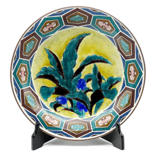 楽天市場】越田基一 九谷焼10号八角飾り皿 吉田屋（皿立て付） : 九谷