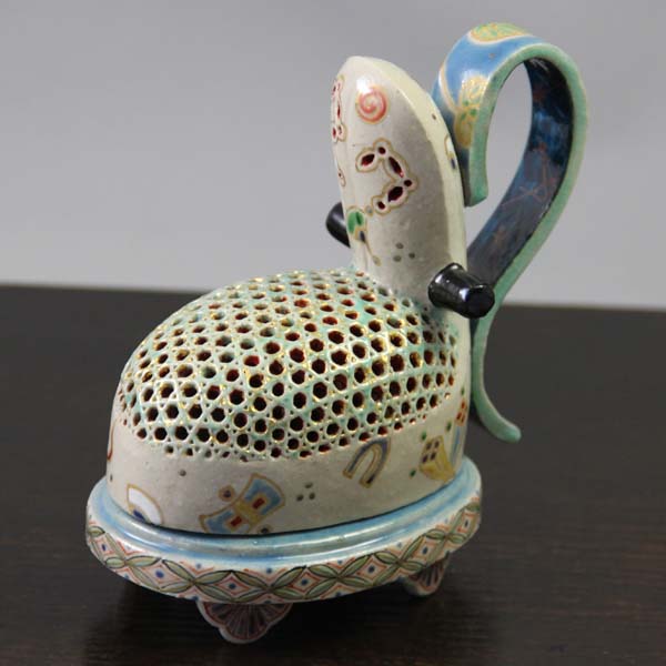 九谷焼 香炉 清山作 共箱 九谷焼 香炉 清山作 共箱 美術品