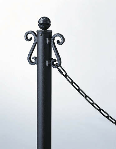 YKKAPガーデンエクステリア 車庫まわり 車止め チェーンポール(固定式)：チェーンポール１型[高950mm]
