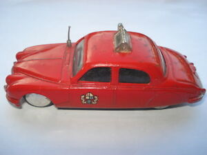 【送料無料】ホビー　模型車　車　レーシングカー ビンテージジャガーc195961 vintage corgi toys no213 jaguar fire service voiture