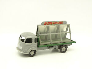 【送料無料】ホビー　模型車　車　レーシングカー サンdinky toys sb 143 simca cargo miroitier saint gobain