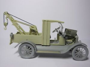 【送料無料】ホビー　模型車　車　レーシングカー モデルフォードレッカー