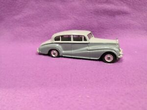 【送料無料】ホビー　模型車　車　レーシングカー ロールスロイスシルバースカラdinky toys rolls royce silver write scala 143 made in uk 16,546円