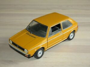 【送料無料】ホビー　模型車　車　レーシングカー フォルクスワーゲンゴルフトップvitesse 118 volkswagen golf i droites top rar