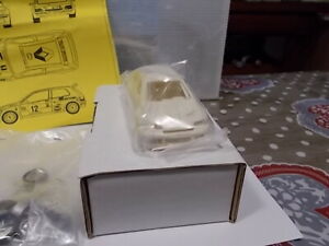 【送料無料】ホビー　模型車　車　レーシングカー キットルノークリオマキシキットイタリアr43 kit sc143 renault clio maxi kit 95 campionato italiano