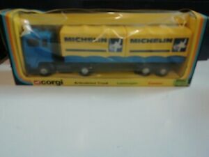 【送料無料】ホビー　模型車　車　レーシングカー コーギーフォードミシュラントラックボックスcorgi 1109 ford articule camion michelin original cret de 1979 comme neuf