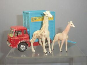 【送料無料】ホビー　模型車　車　レーシングカー コーギーモデルキリンキャリアcorgi toys model 503 chipperfield girafe transporteur bedford tk